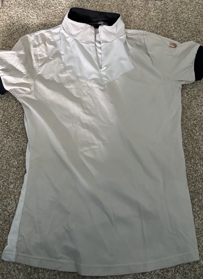 Size 6 (small) Horze long sleeve riding shirt