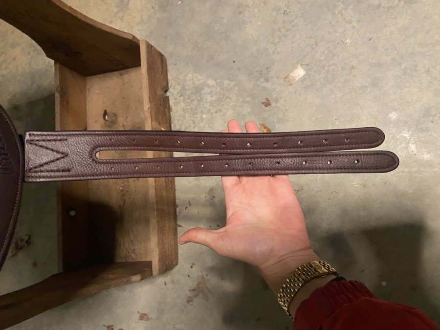 Dover circuit monoflap saddle