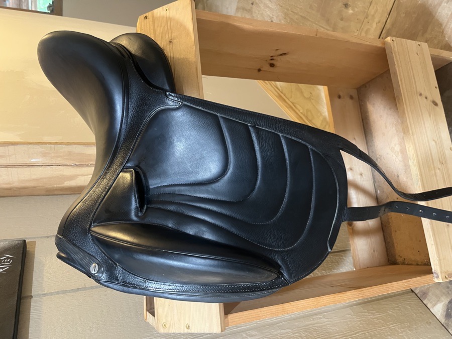 17” Devoucoux Harmonie