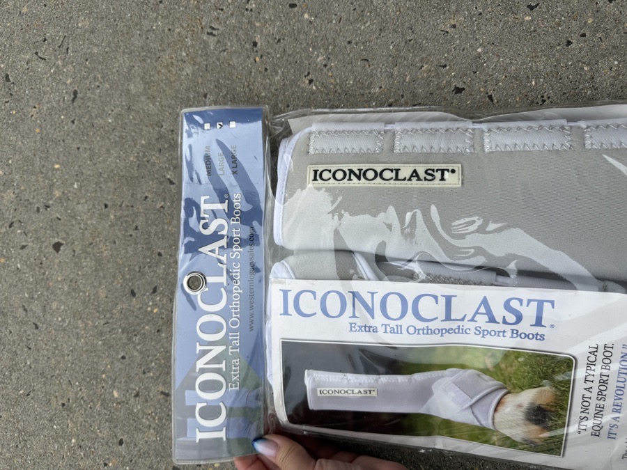 Sports Medicine Boots