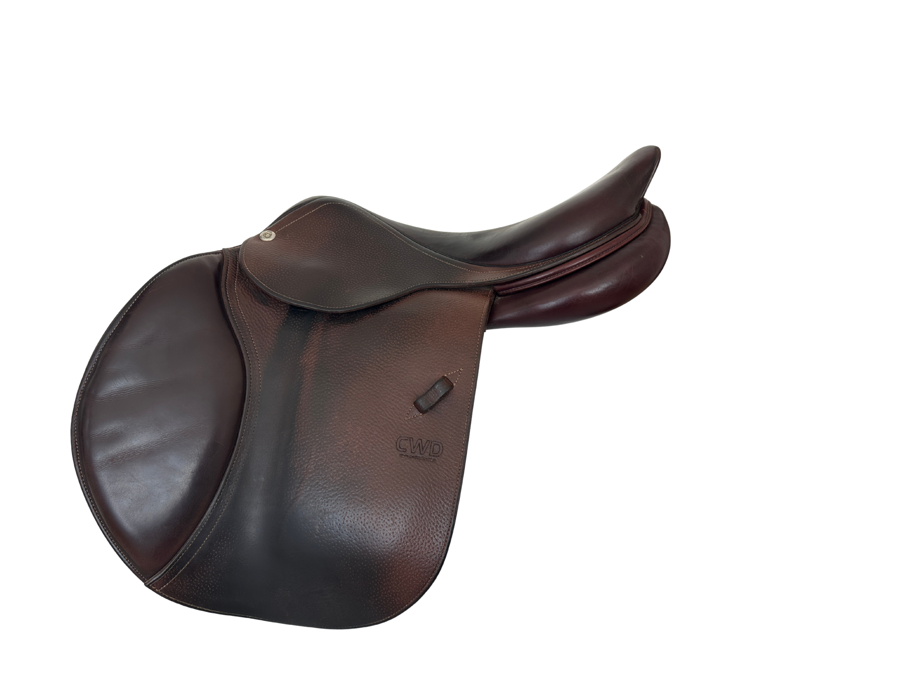 CWD Hunter/Jumper SE02 | 17.5" | 3C Flaps