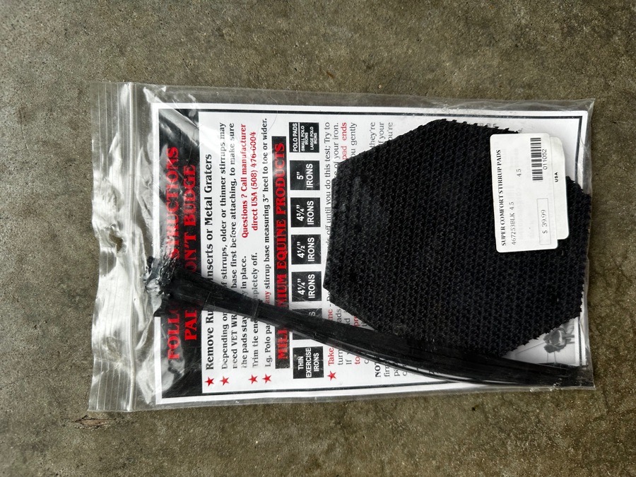 Black Grippy Stirrup Pads