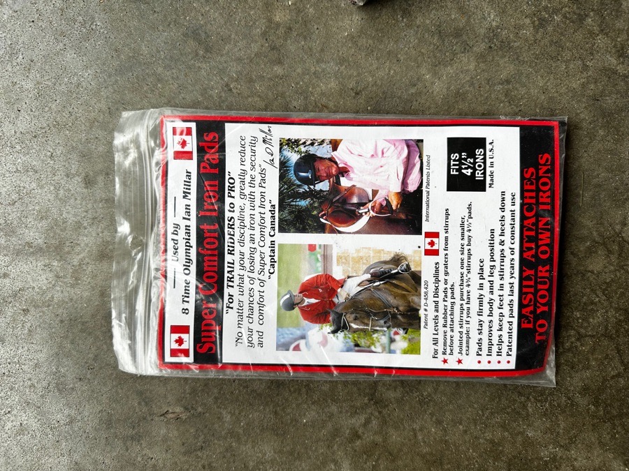 Black Grippy Stirrup Pads