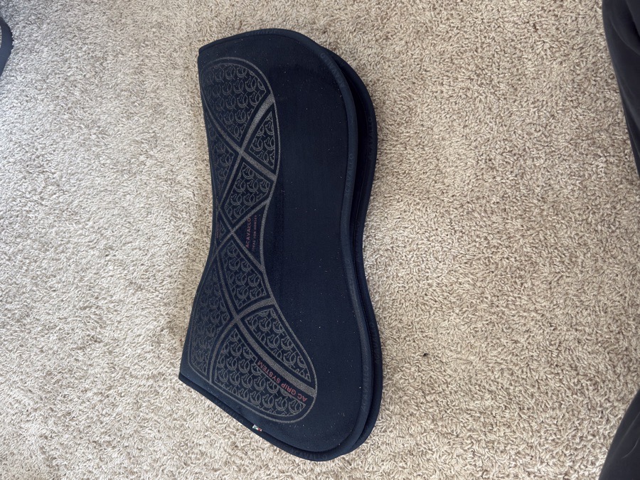 Acavallo Half Pad MF HPS CW-CS suede AC grip flat