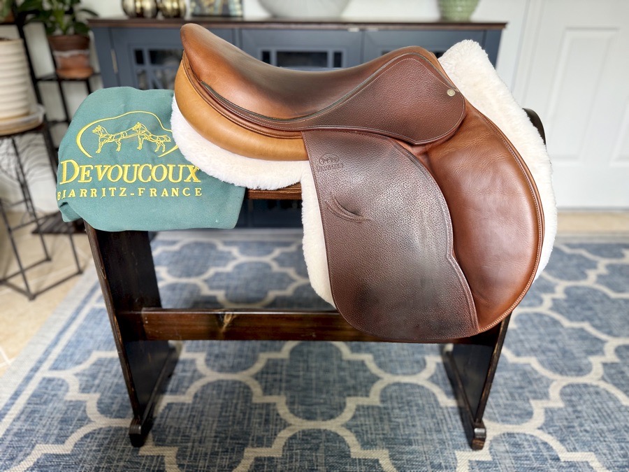 2013 Devoucoux Oldara | 18” | 4 Flap| Arcade Normale| EXCELLENT CONDITION!!!