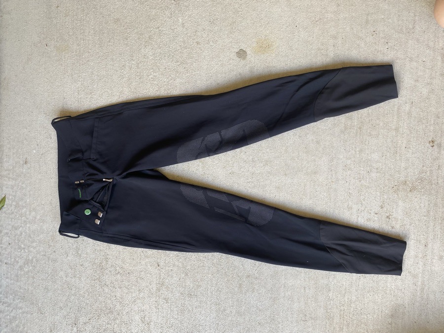 KISMET Ladies Lily Breeches black size 38 worn once.