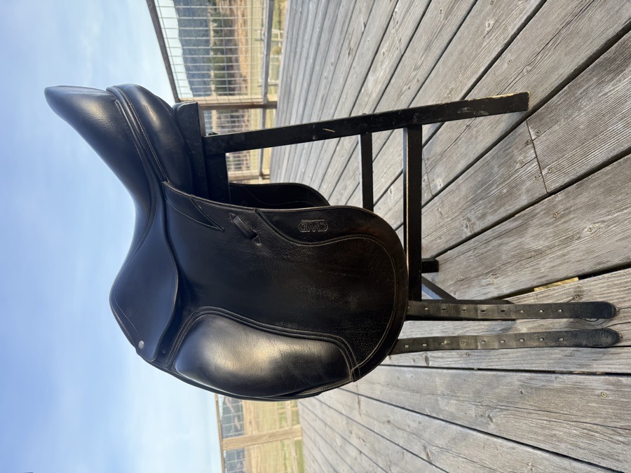 17.5 3L CWD dressage saddle