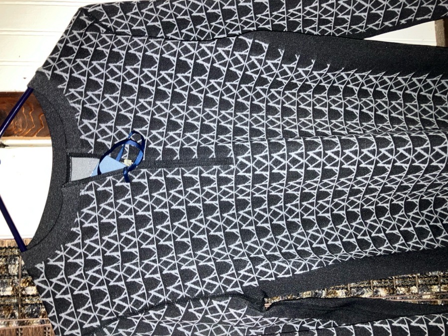 Mountain Horse black pattern sweater NW L/XL