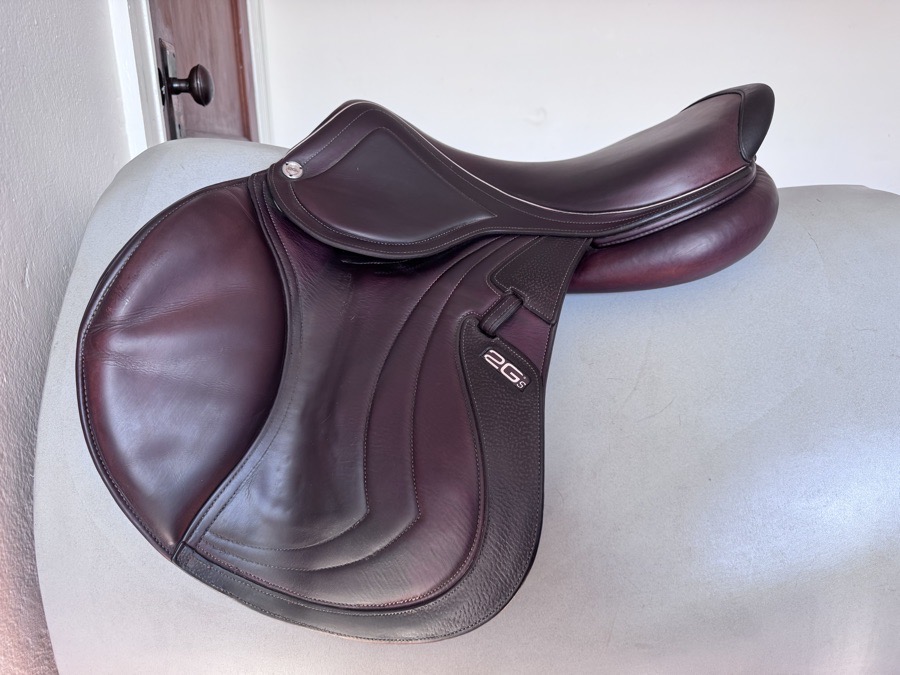 17.5” CWD SE31 Mademoiselle 2Gs Saddle - 2020 - 2C - Full Buffalo