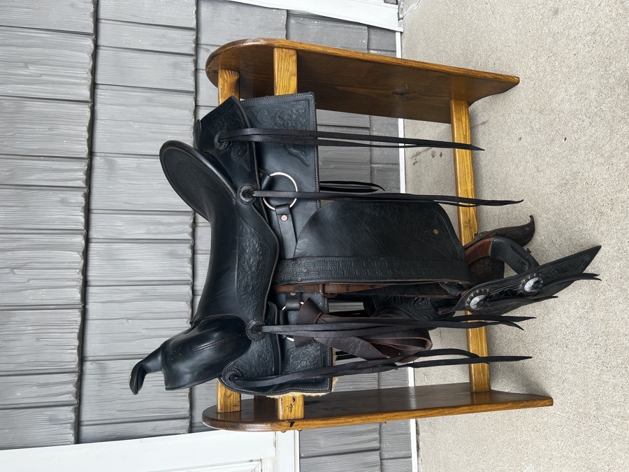 15” Black Western Saddle
