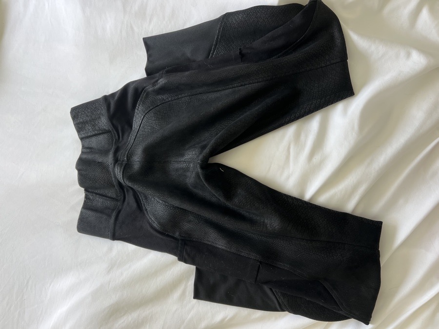 dover snakeskin breech tights