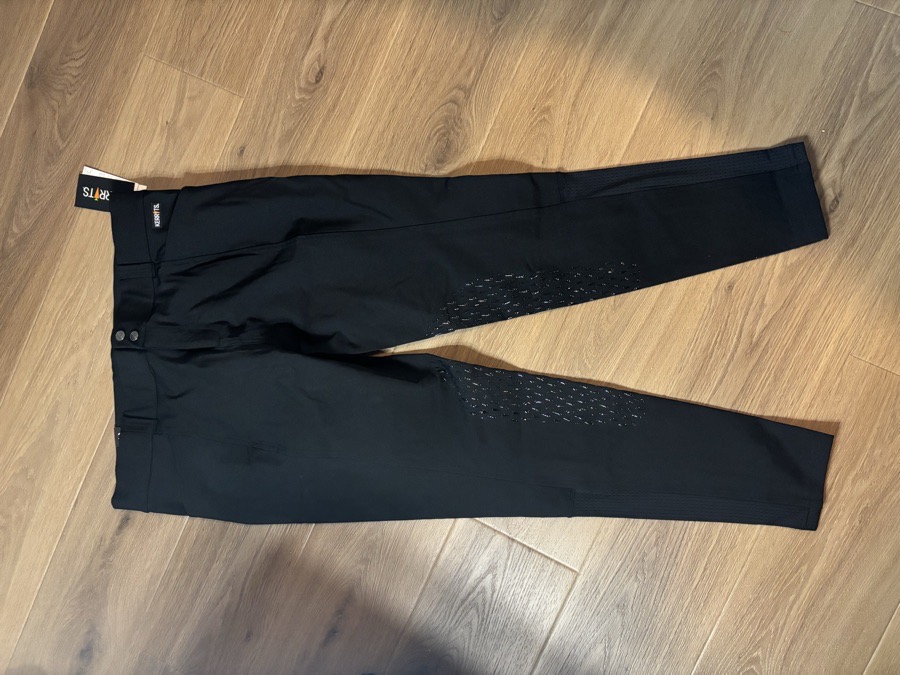 Kerrits “Affinity” Pro Silicone Knee Patch Breeches