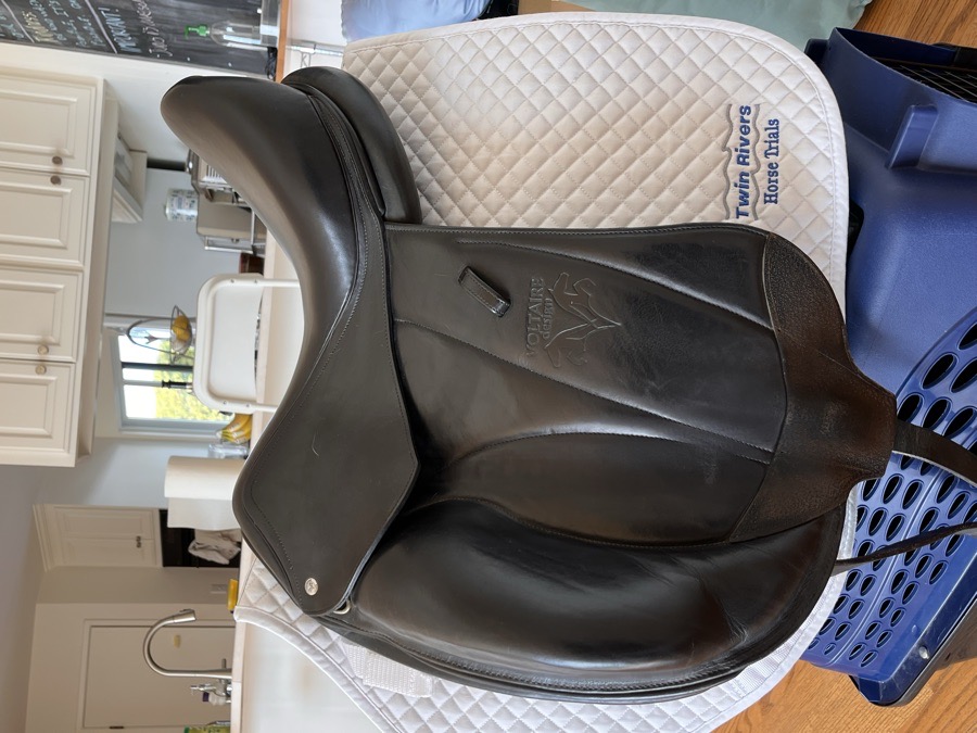 Voltaire Adelaide Dressage 2015 17”seat