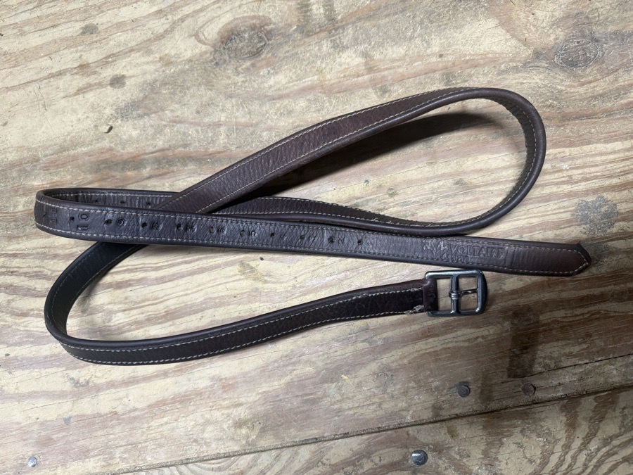 Single Voltaire stirrup leather