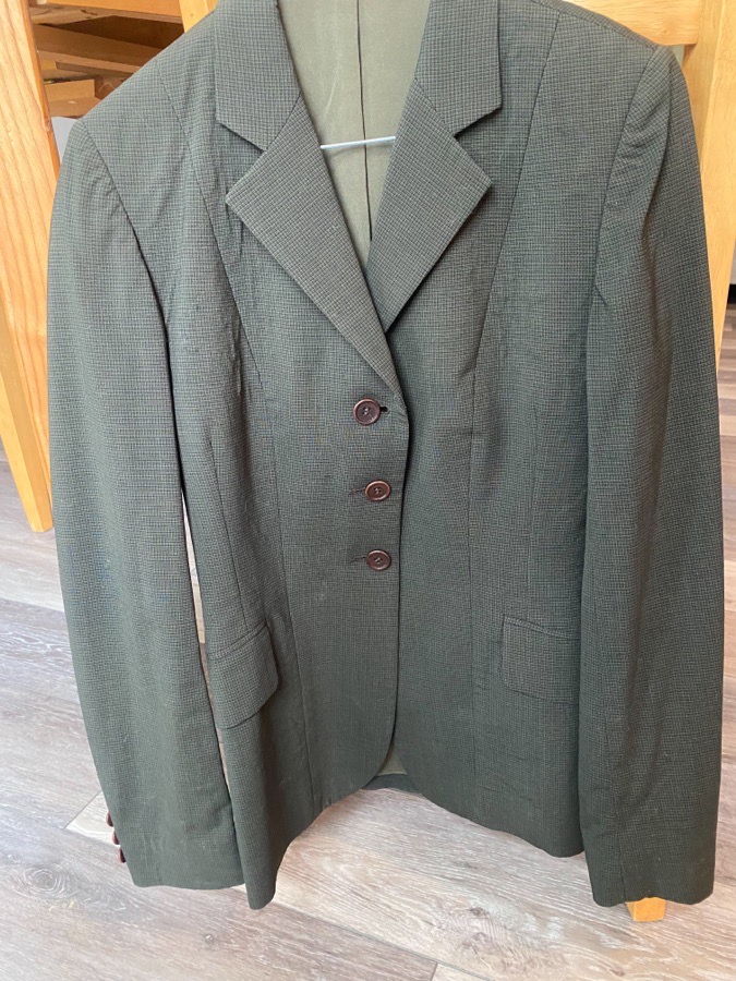Tailored Sportsman Show Coat- Olive green