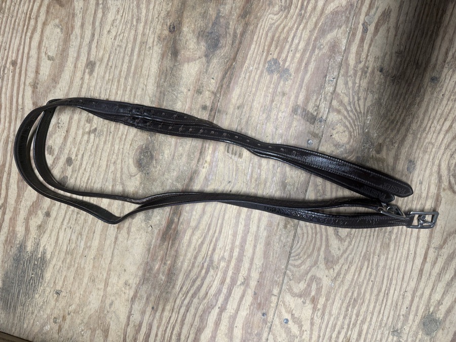 55” brown Passier stirrup leathers