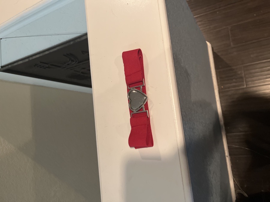 1.5” red heart belt