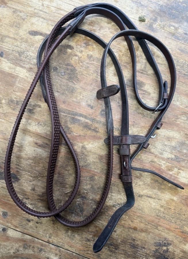 OS soft touch rubber reins