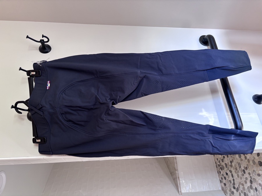 Horze Women’s Grand Prix Knee Patch Breeches.