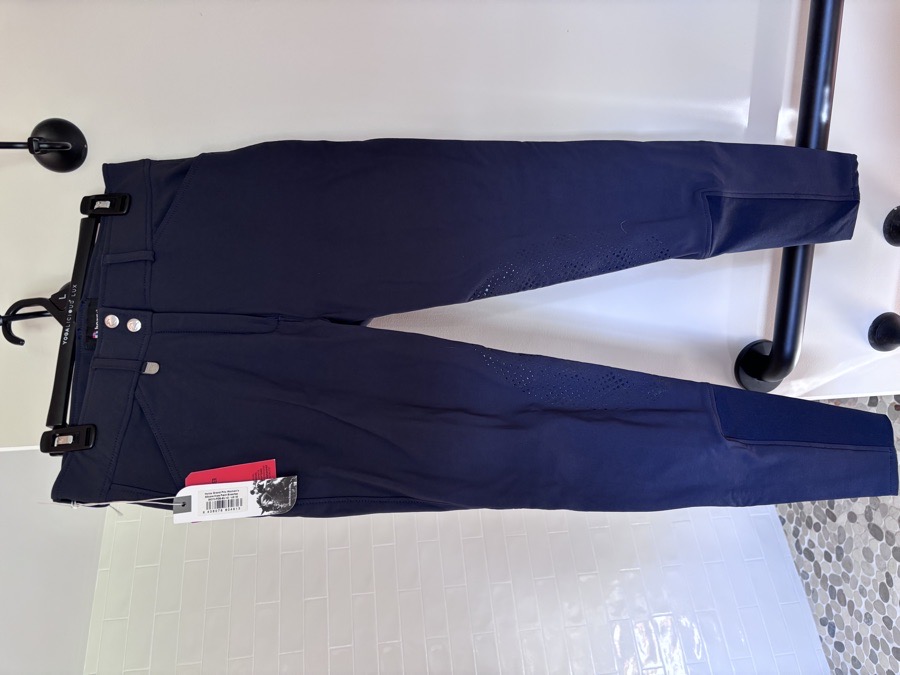 Horze Women’s Grand Prix Knee Patch Breeches.