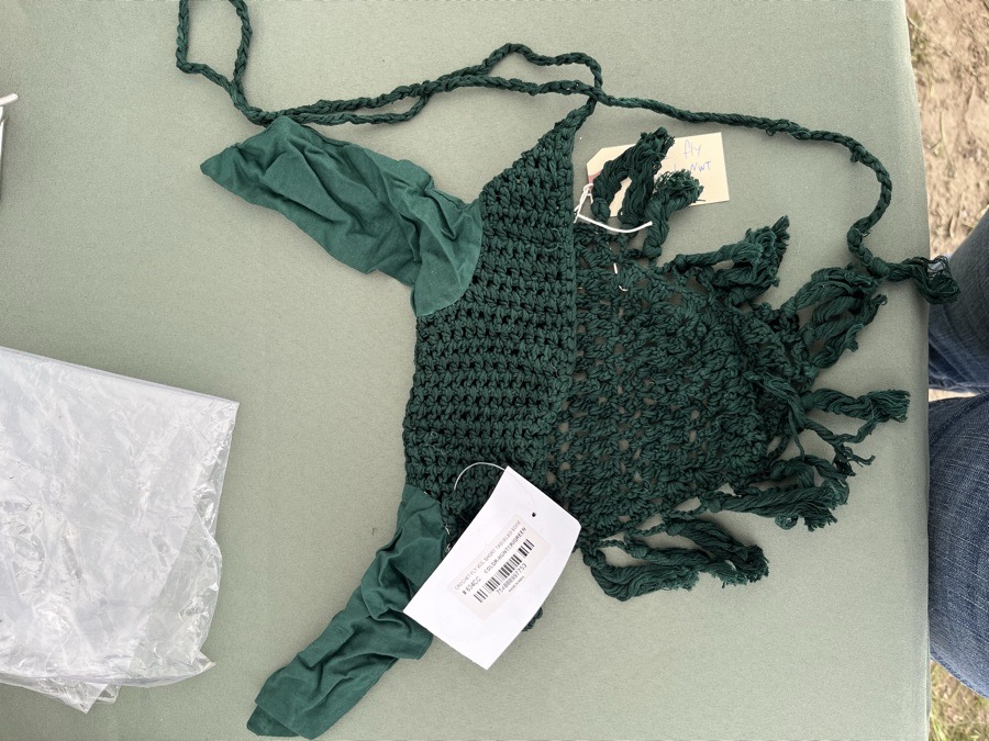 2 Tassle Fly Bonnets