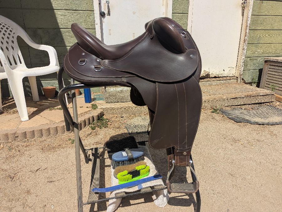 Bates Kimberly hb saddle