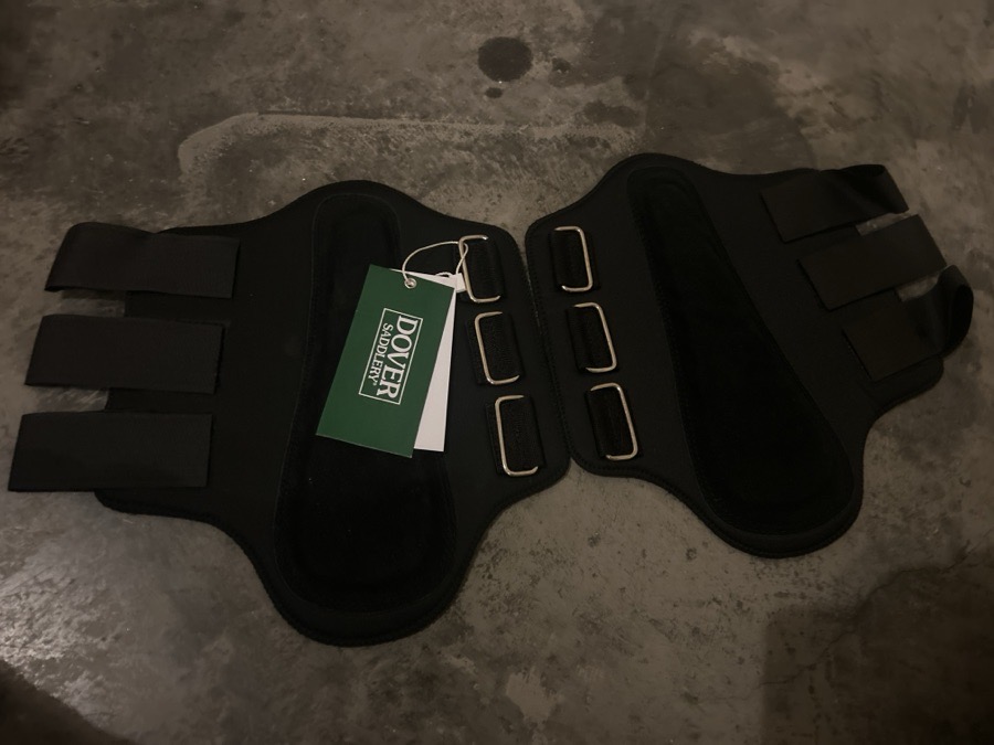 Black galloping boots