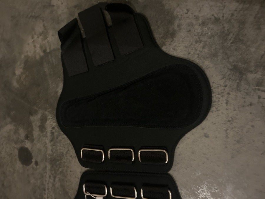 Black galloping boots