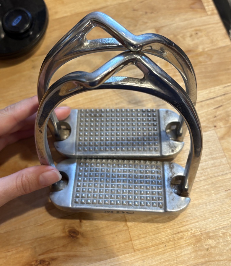 MDC ‘S’ Stirrup Irons