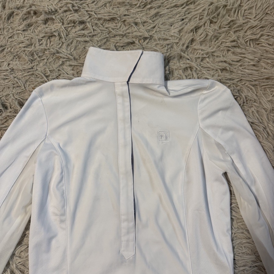 Women’s XS White Romfh Long Sleeve Horseback Riding Show Shirt. Good Condition.