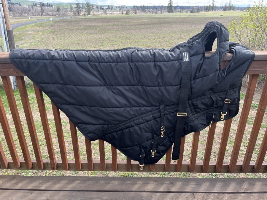 Schneider’s XL Insulated Hood