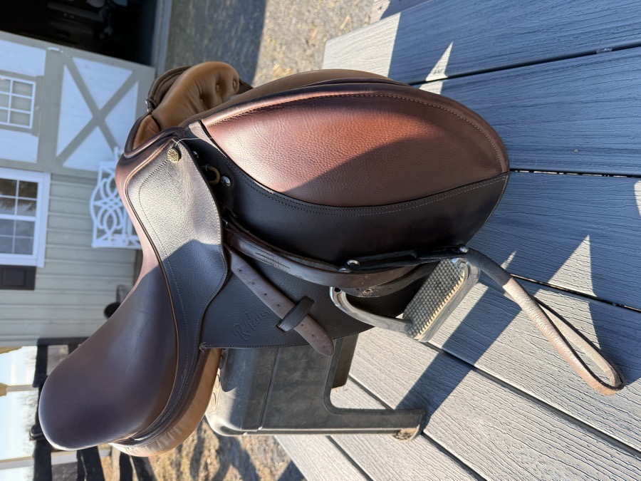 Pessoa Saddle