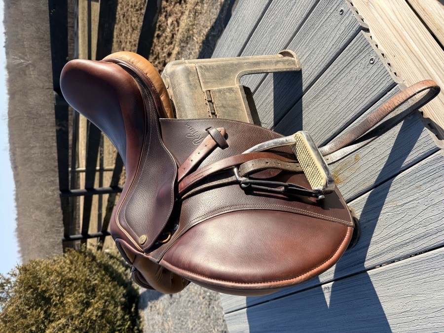 Pessoa Saddle