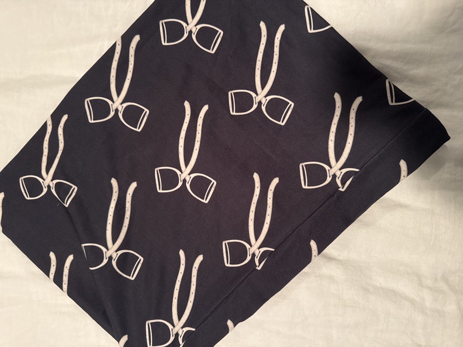 Tara Kiwi stirrup scarf