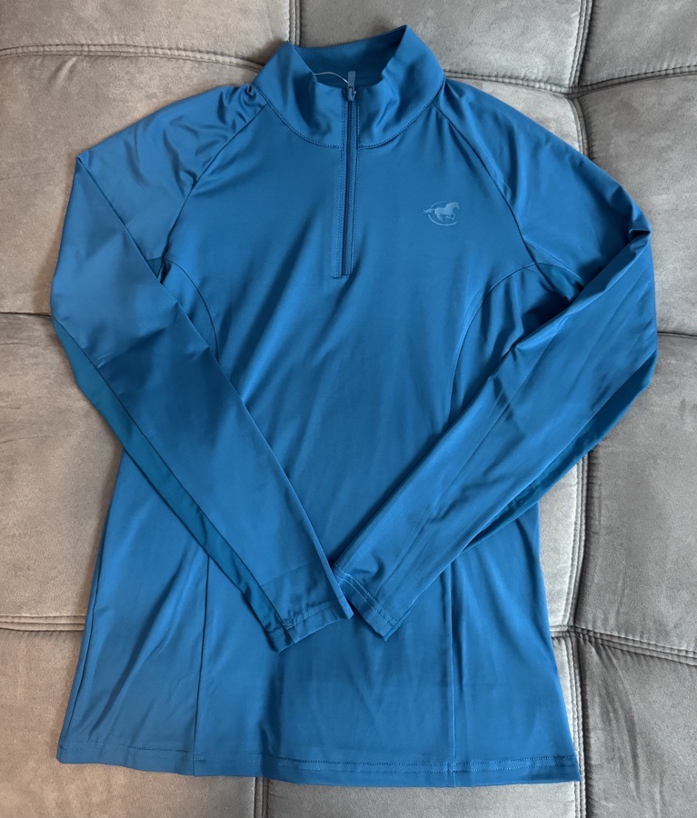 Piper Women’s Sunshirt Quarter Zip, size Small, NWT