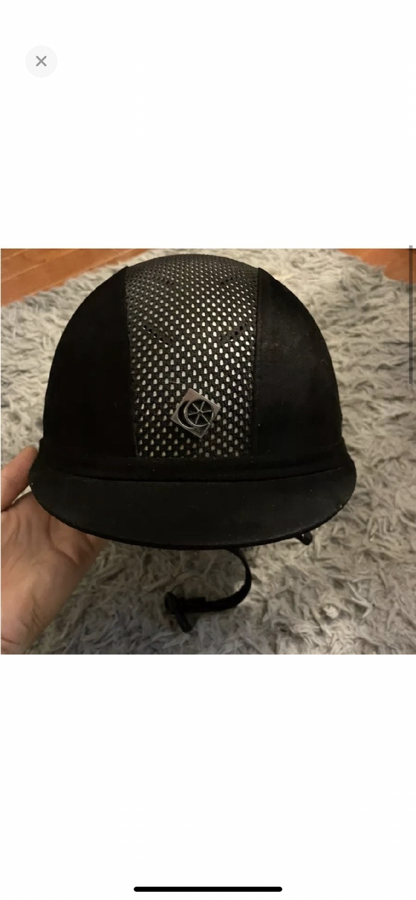 Charles Owen black+silver AYR8 size 7