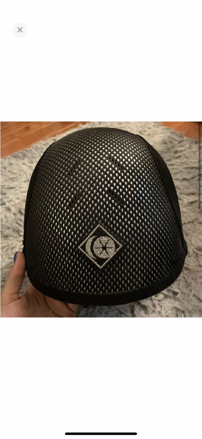 Charles Owen black+silver AYR8 size 7