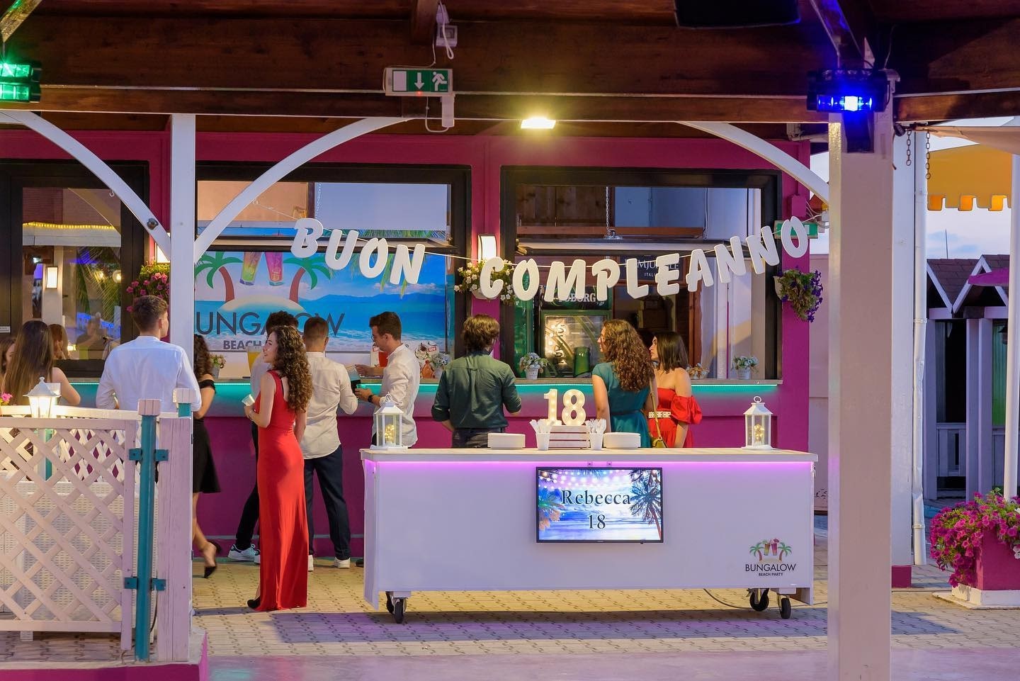 Bungalow Beach Party