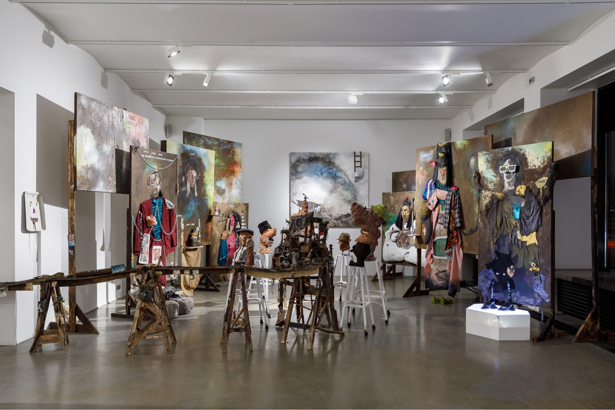 Marina Gisich Gallery