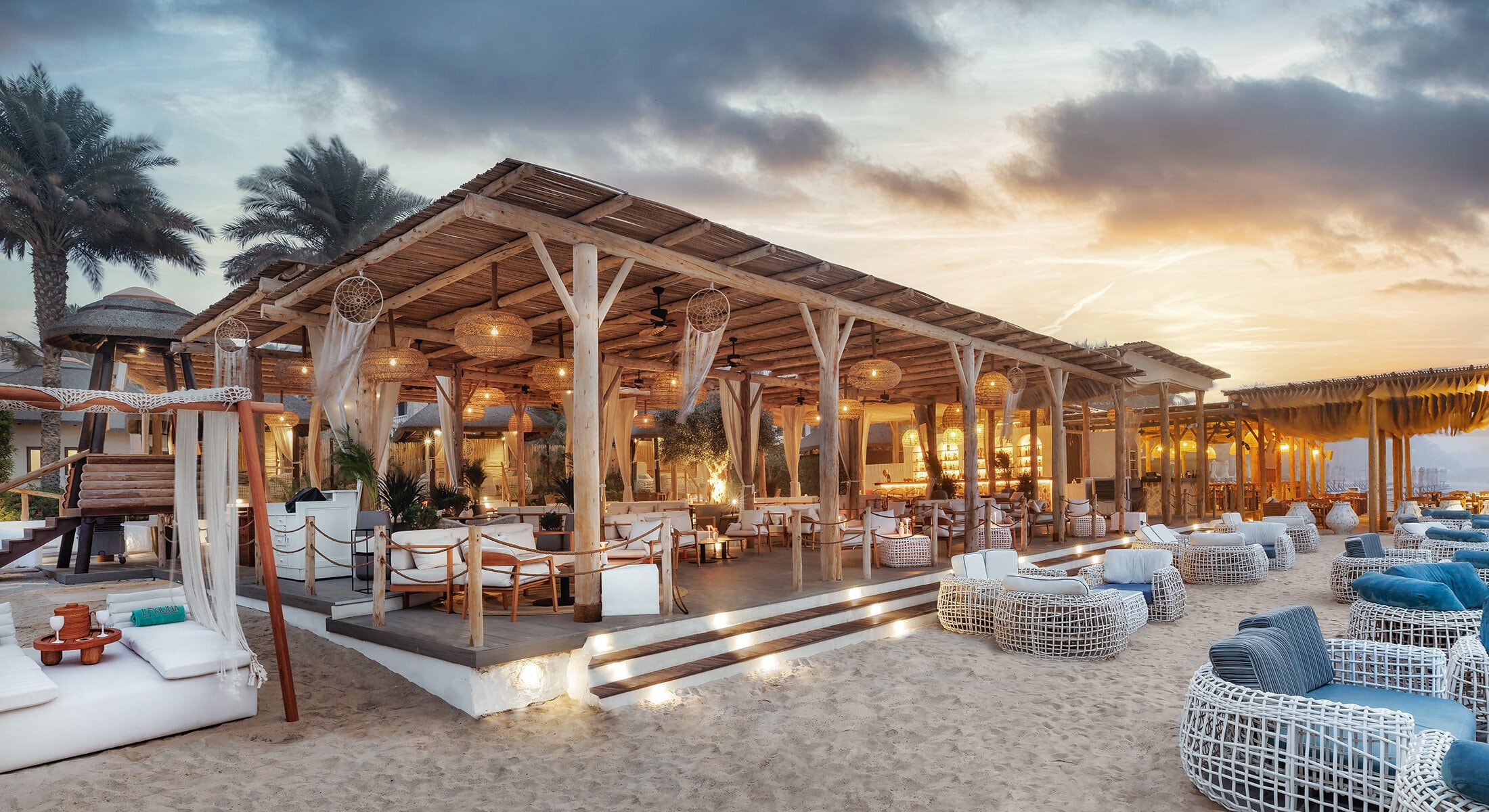 Laguna Lounge
