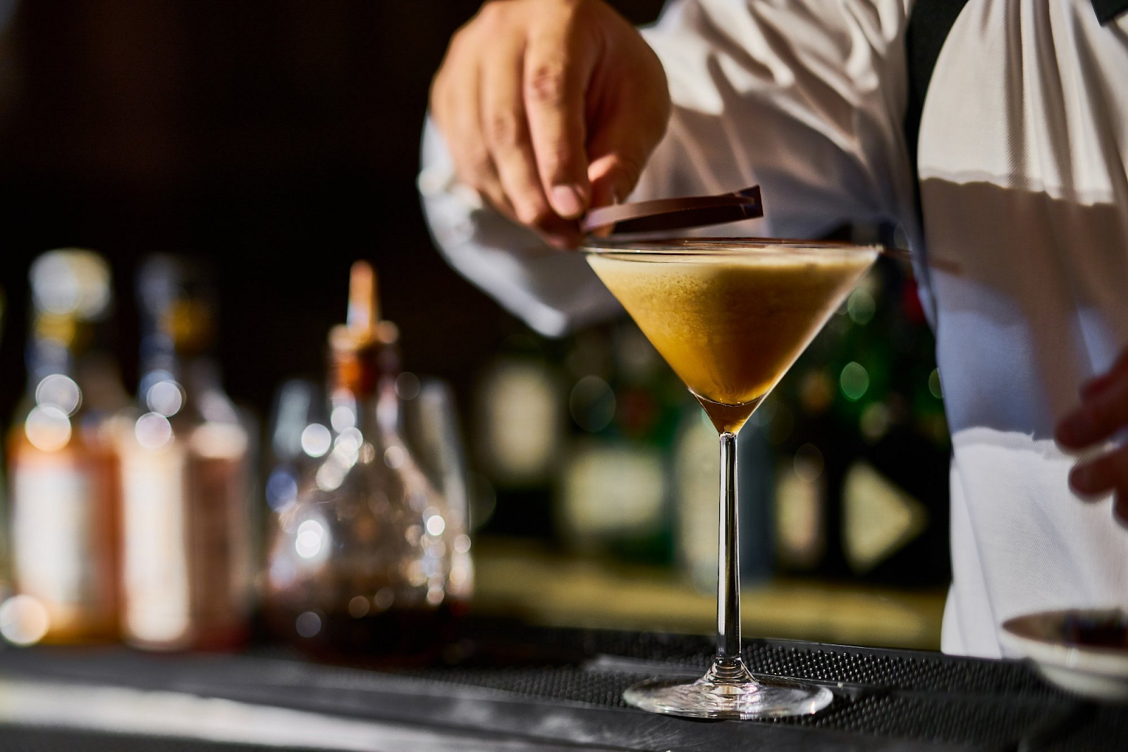 The Long Bar at the Waldorf Astoria
